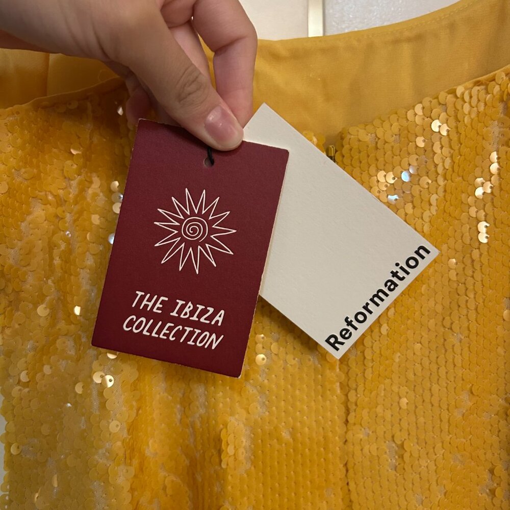 NWT Reformation Mariska Dress in Ochre Sequin Yellow Size 2 - Picture 6 of 11
